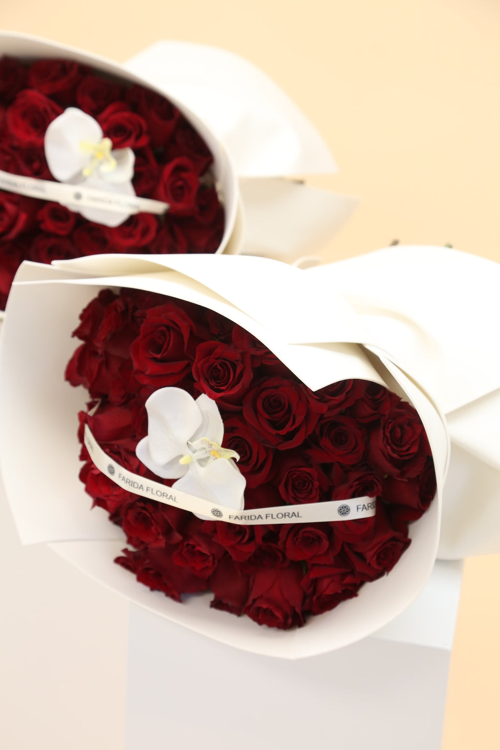 Signature Rose Bouquet Red