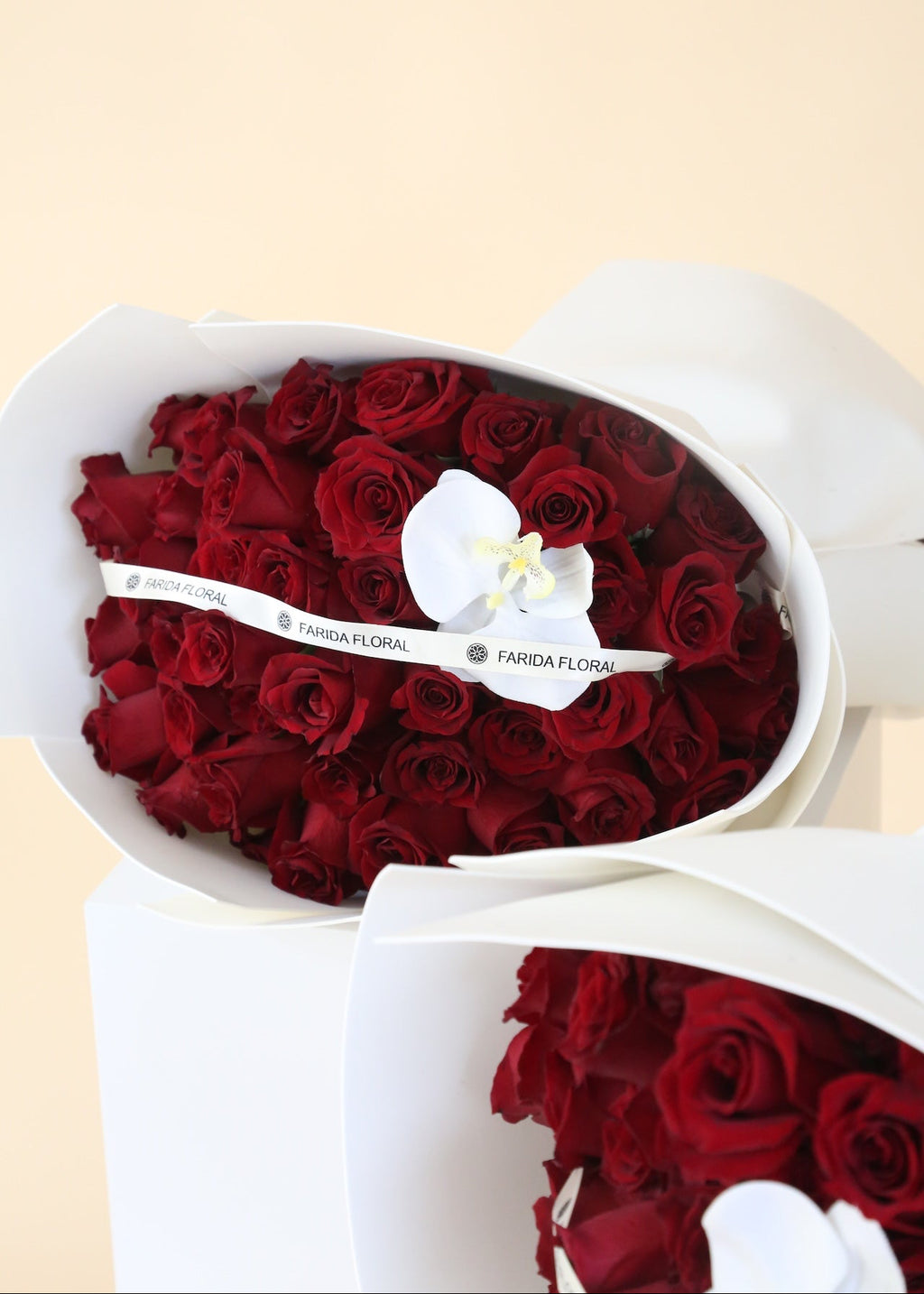 Signature Rose Bouquet Red