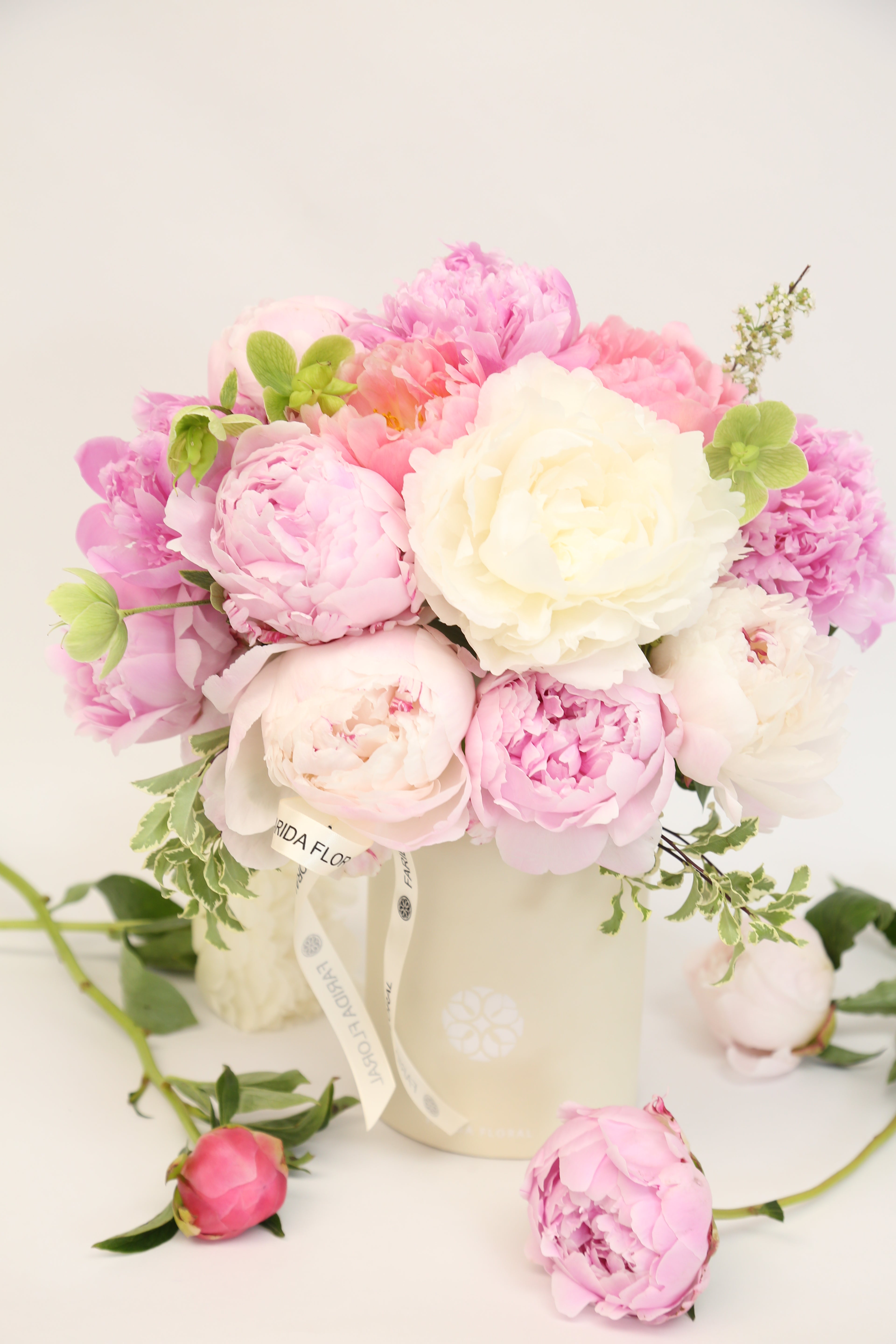 Seasonal Signature Peony Box