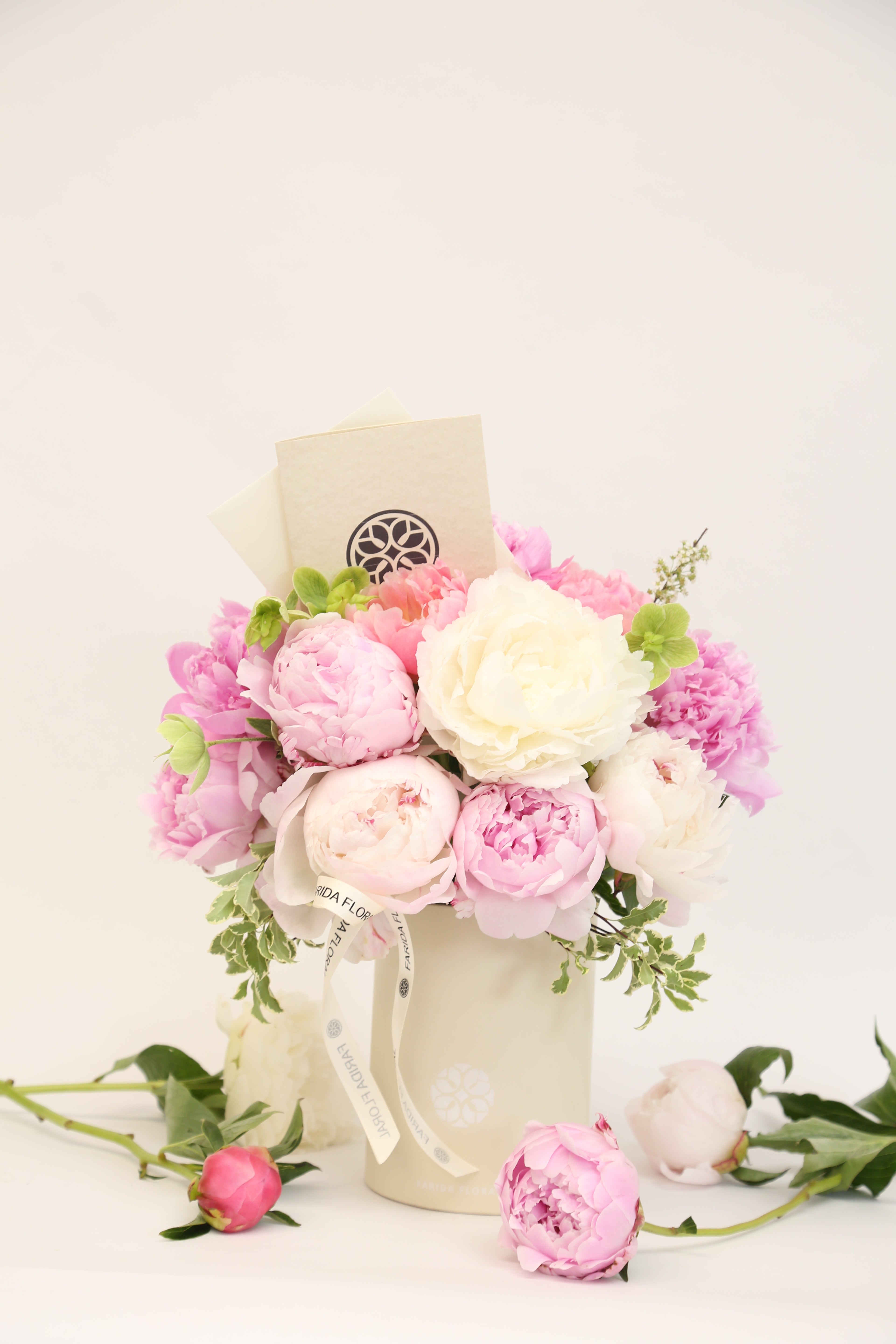 Mother's Day Peony Flower Box(Limited Offer)