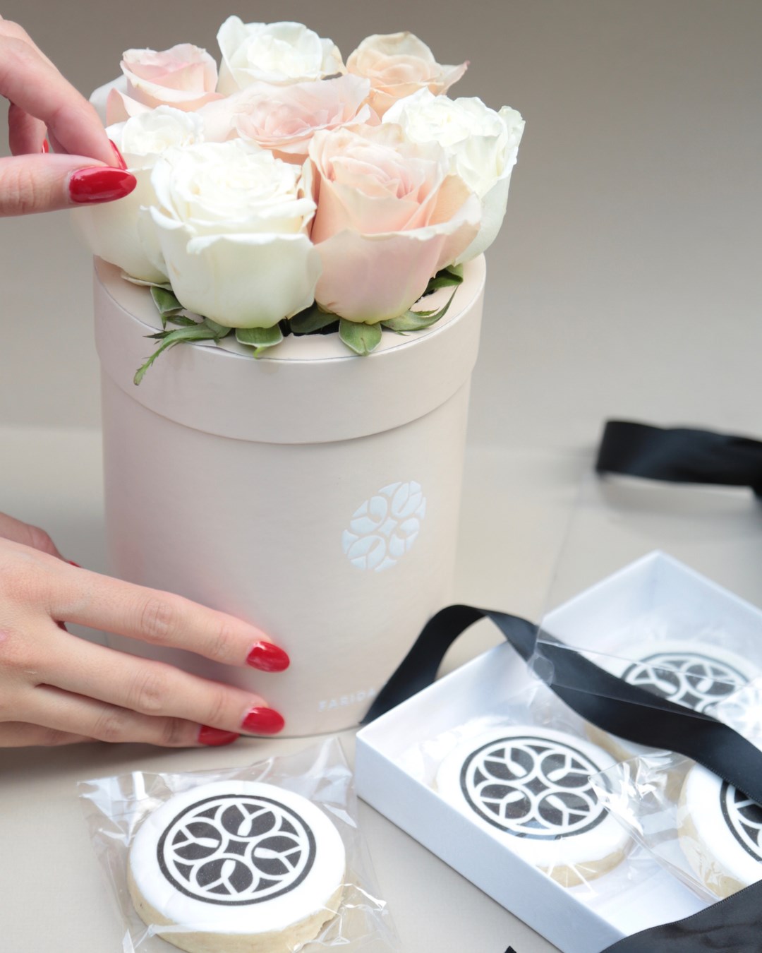 Classic Roses Pink Checkered