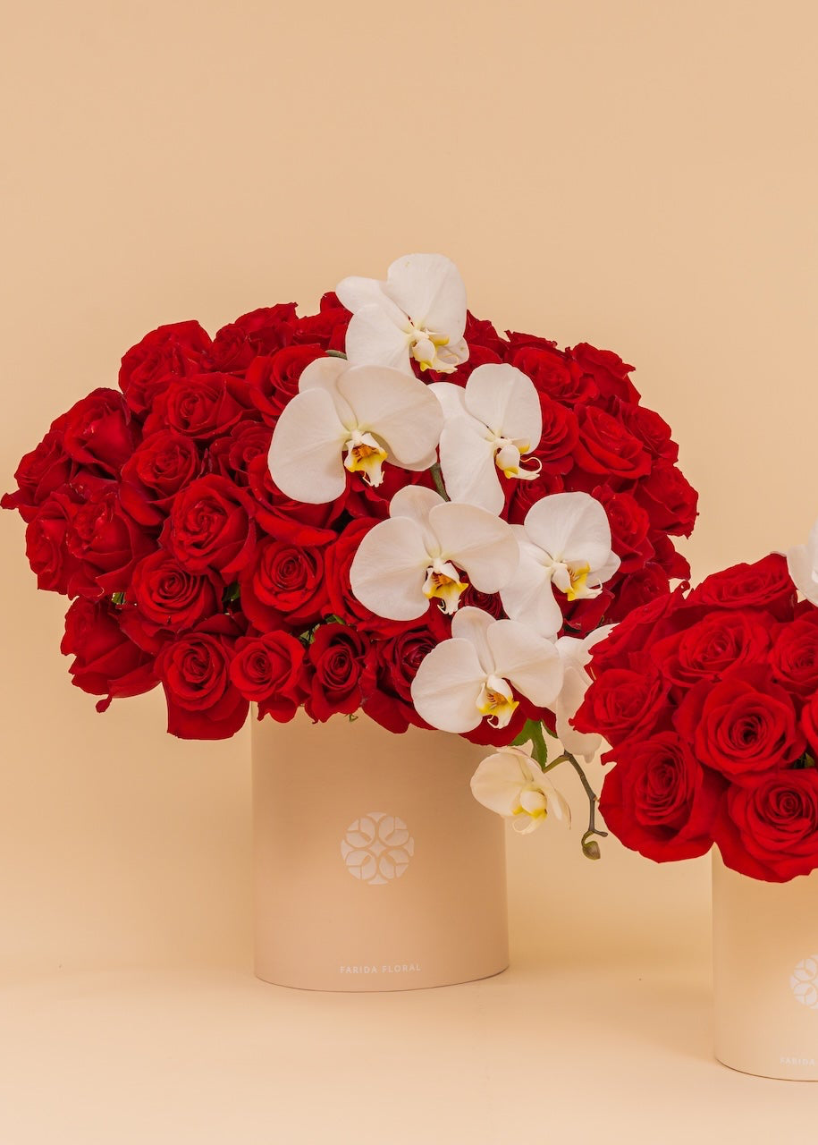 Signature Rose Box Red