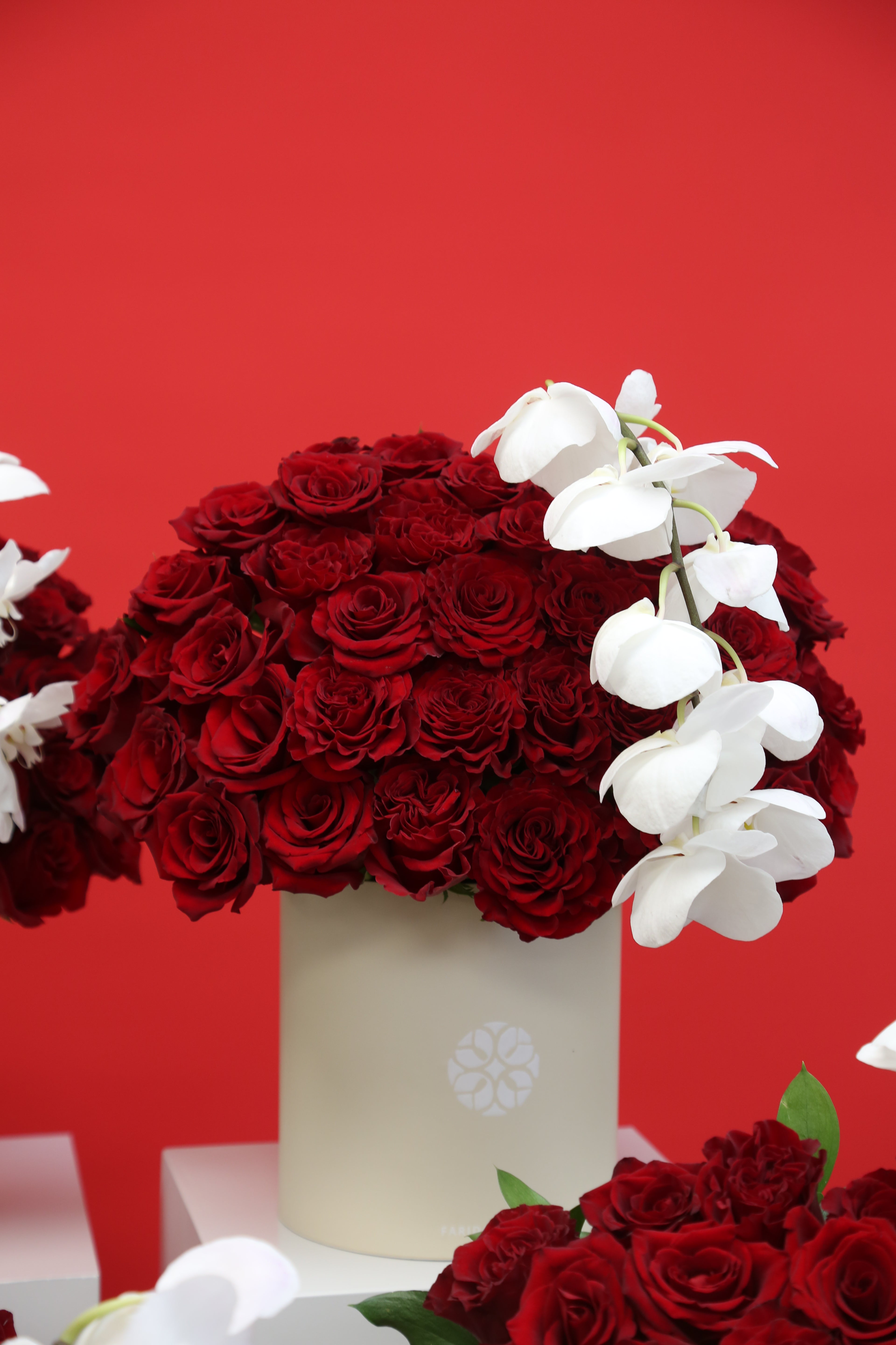 Signature Rose Box Red