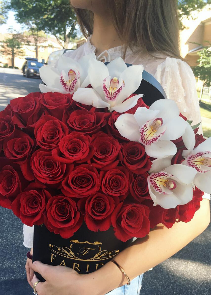 Signature Rose Box Red