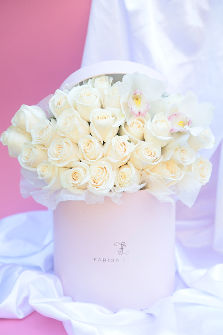 Signature Rose Box Ivory