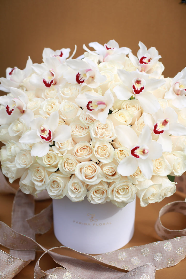 Signature Rose Box Ivory